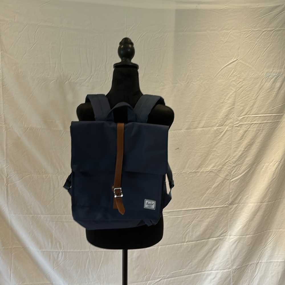 Herschel Backpack - Picture 8 of 8